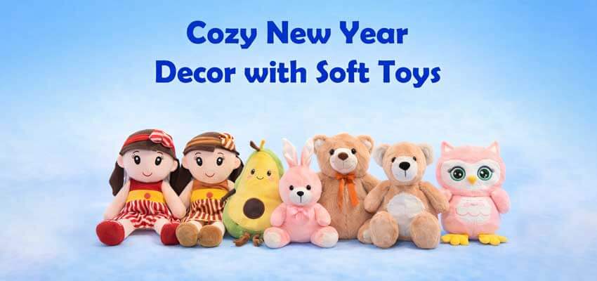 9 Creative New Year Decor Ideas Using Toys & Simple Props